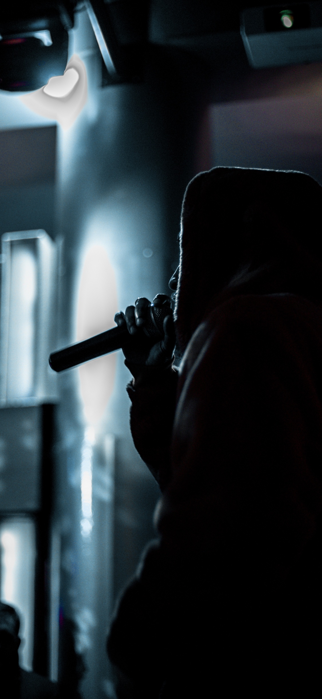 Licht, Metall, Beat, Schwarz, Hip-hop-Musik. Wallpaper in 1125x2436 Resolution