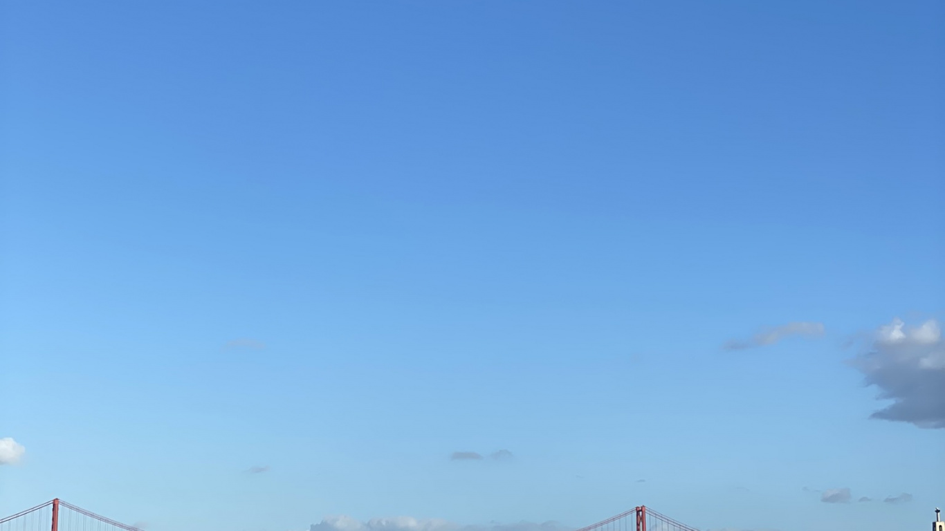 Hurghada, Wasserfahrzeug, Hängebrücke, Brücke, Kabel-durchgehaltene Brücke. Wallpaper in 1366x768 Resolution