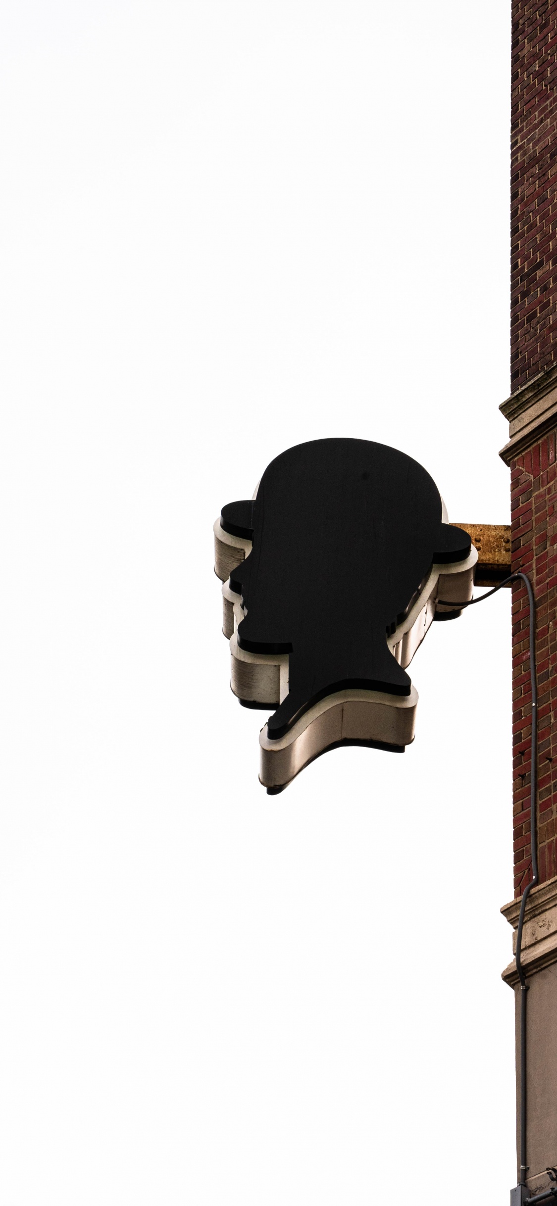 Schwarz-Weiß-Straßenlaterne. Wallpaper in 1125x2436 Resolution