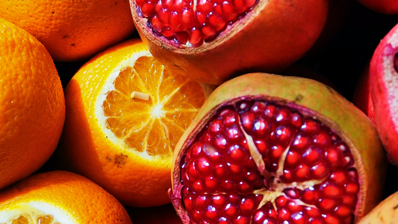 Natural Foods, Pomegranate, Fruit, Juice, Food. Wallpaper in 1280x720 Resolution