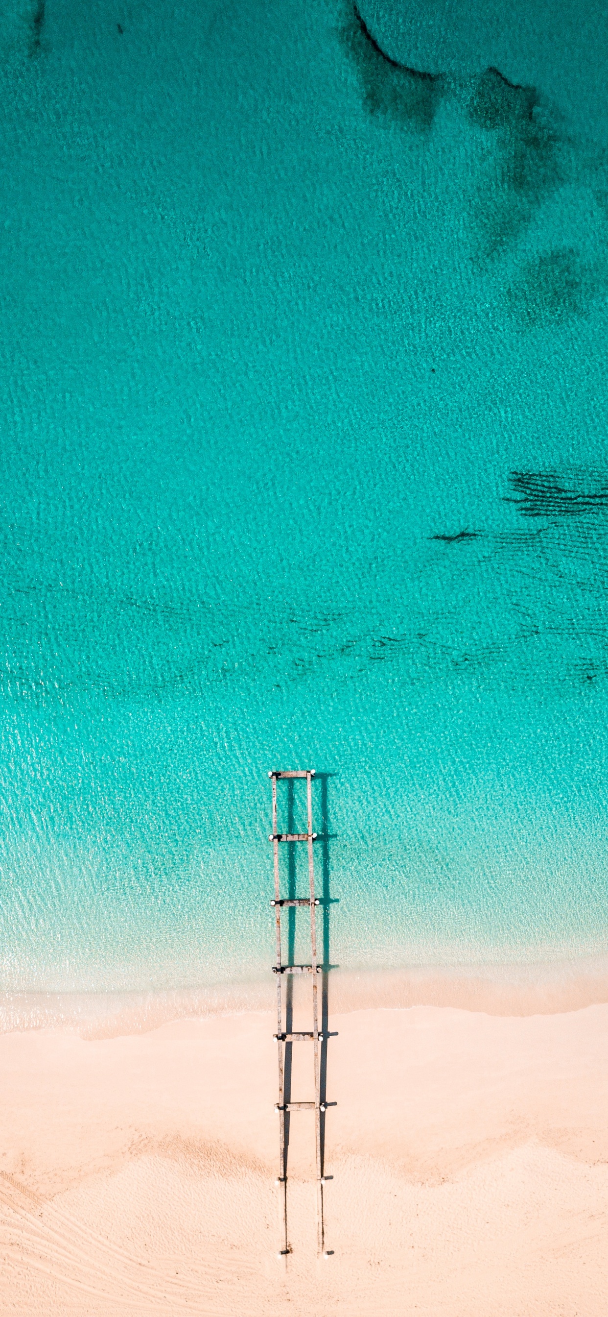 绿色的, 水上, Azure, 天空, 房间 壁纸 1242x2688 允许