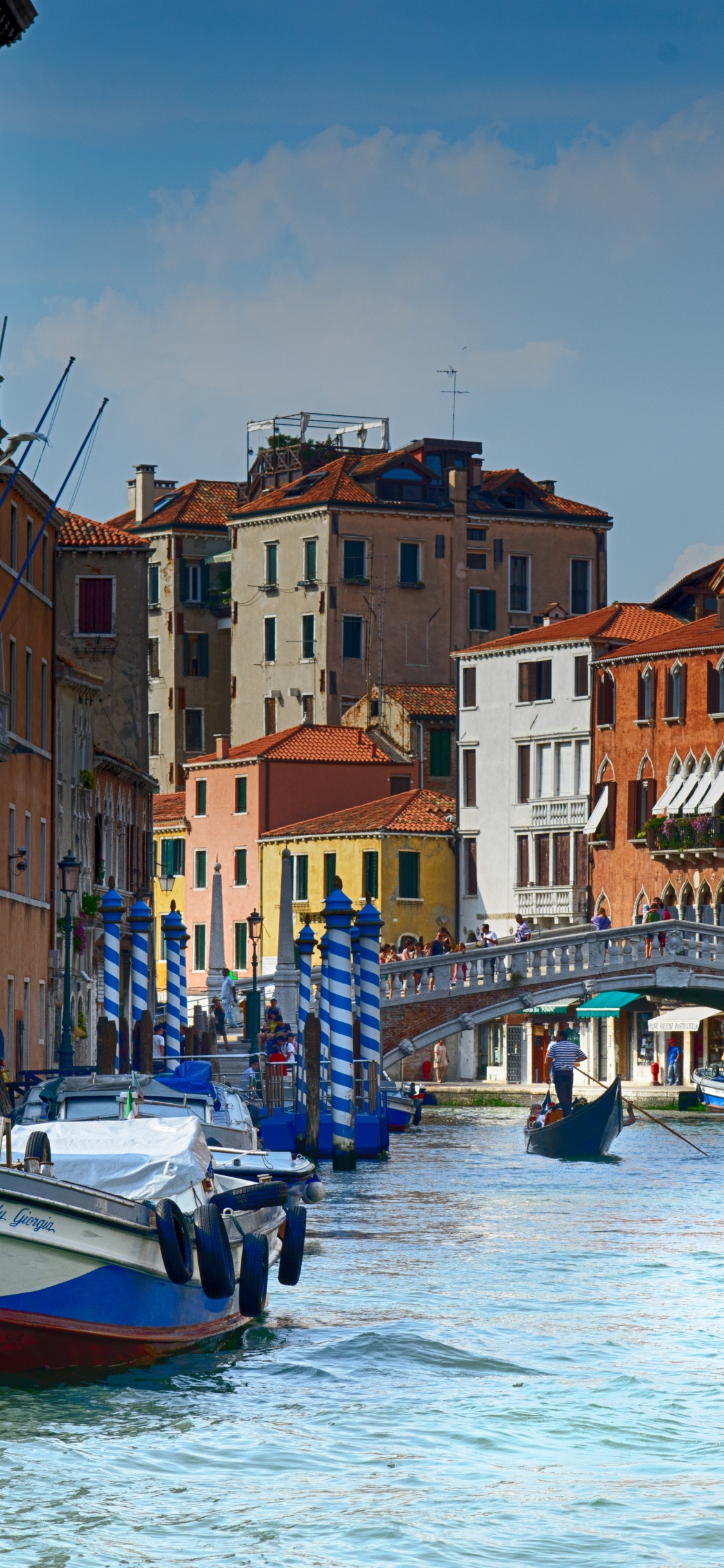 Gondel, Gewässer, Wasserstraße, Wasser-Transport, Kanal. Wallpaper in 1125x2436 Resolution