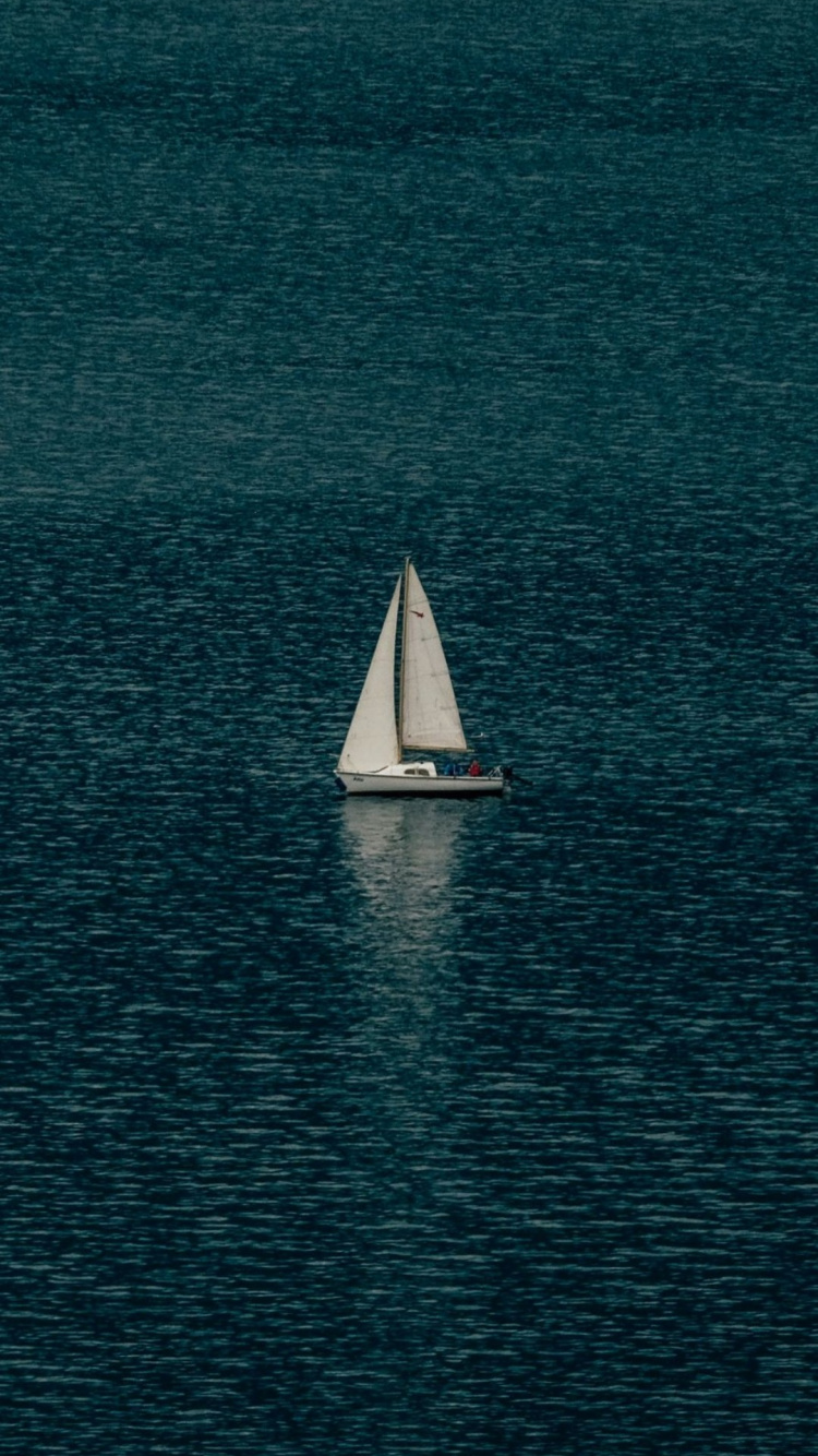 Eau, Voile, Bateau, Physique, Sciences. Wallpaper in 750x1334 Resolution