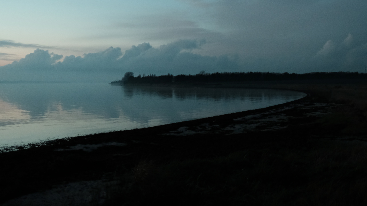 Water, Horizon, Blue, Morning, Coast. Wallpaper in 1280x720 Resolution