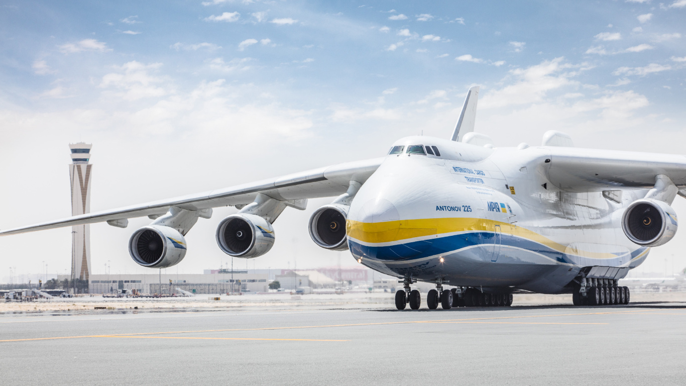Aircraft, Airplane, Cargo Aircraft, Airliner, Antonov. Wallpaper in 1366x768 Resolution