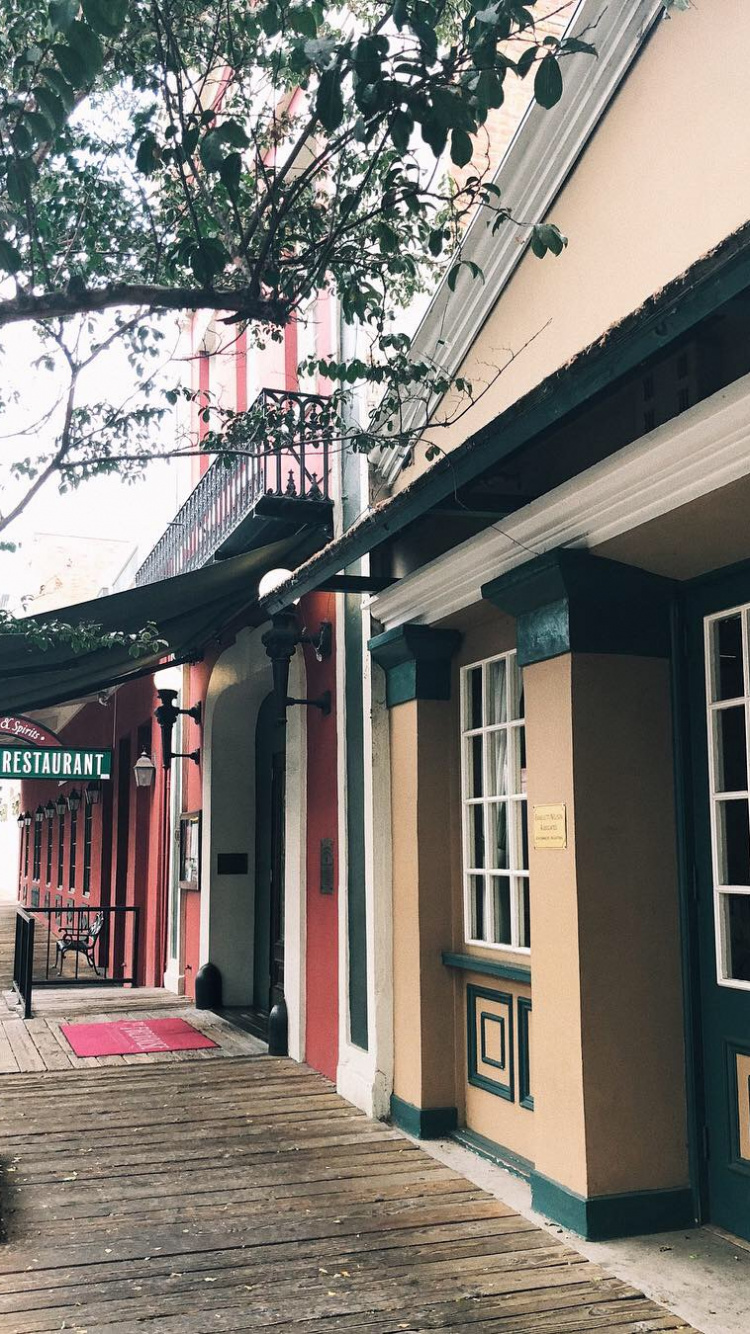 Immobilier, Architecture, Quartier, Rue, Ville. Wallpaper in 750x1334 Resolution