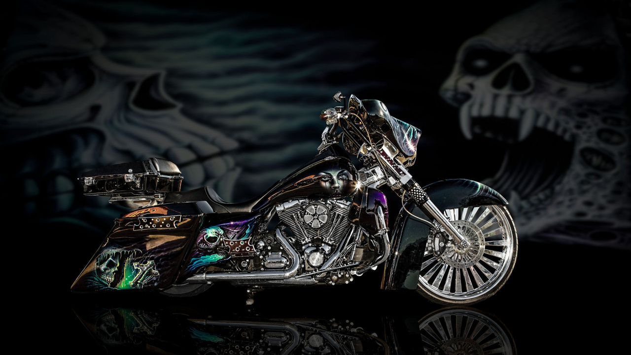 Black and Silver Cruiser Motorcycle. Wallpaper in 1280x720 Resolution