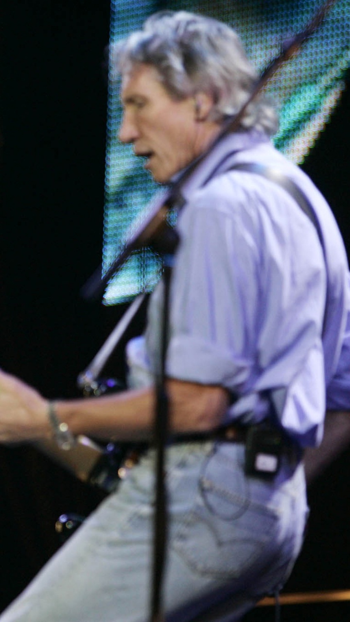 Pink Floyd, The Wall, Music, Performance, Musician. Wallpaper in 720x1280 Resolution