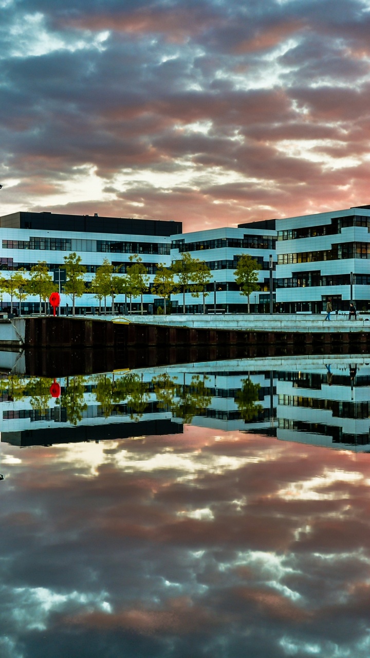 Reflexión, Edificio, Ambiente, Naturaleza, el Diseño Urbano. Wallpaper in 720x1280 Resolution