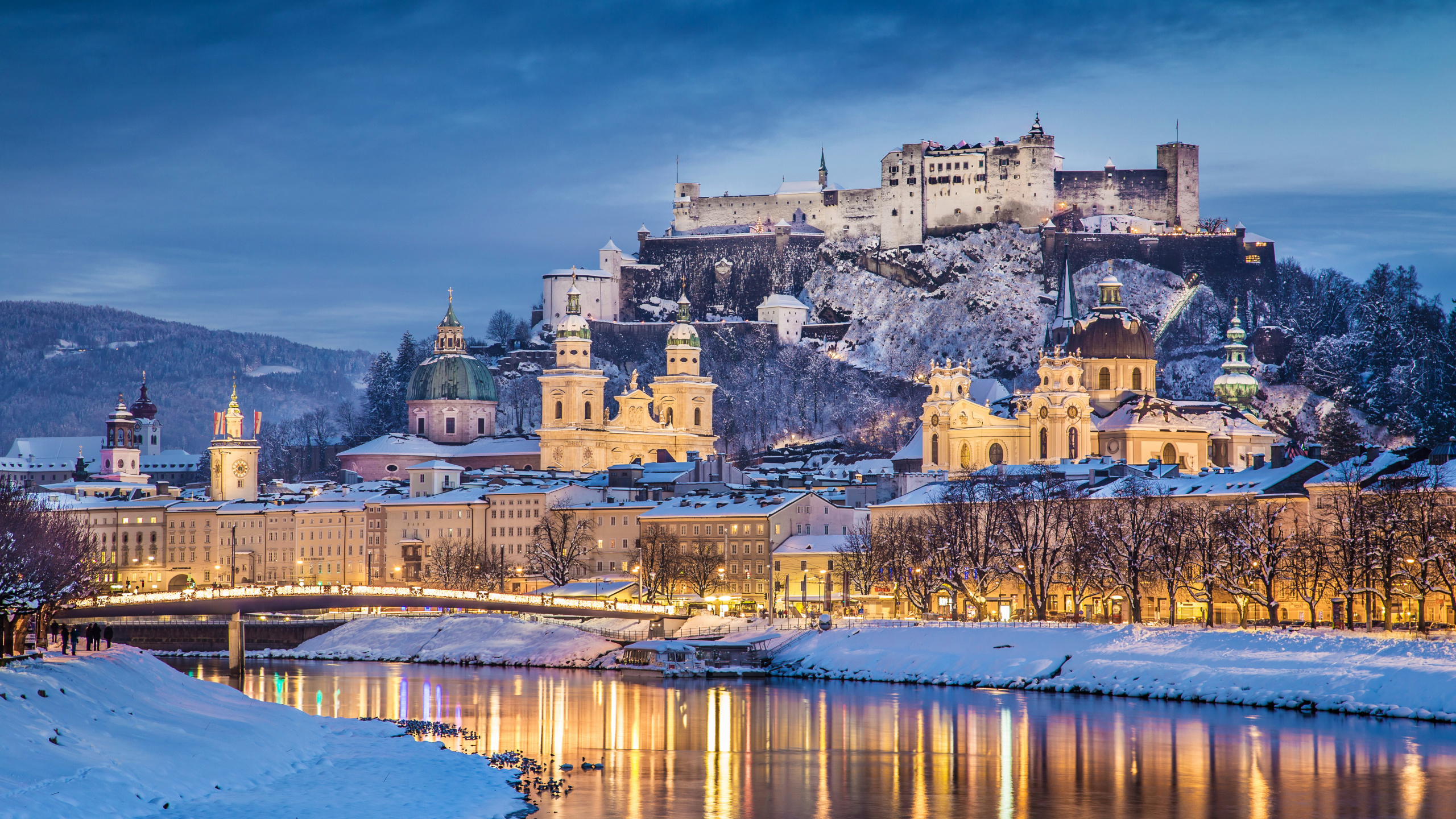 城堡, 冬天, 城市, 反射, 旅游景点 壁纸 2560x1440 允许