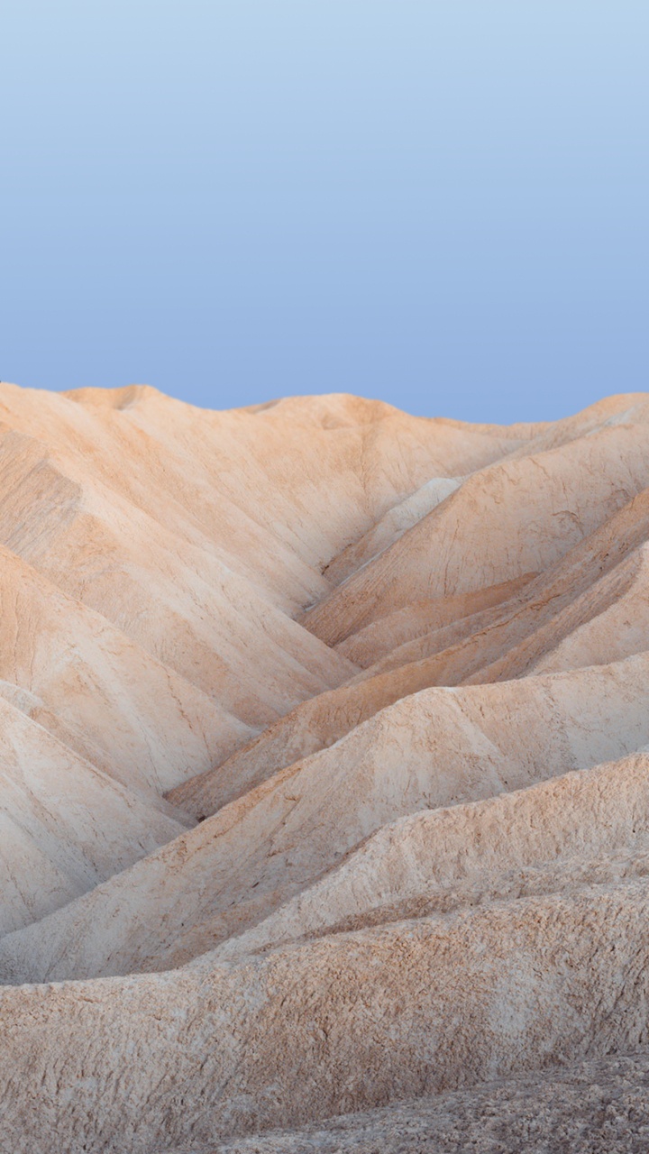 Android 12, Badlands, Android, Caída de Pétalos, la Interfaz Gráfica de Usuario. Wallpaper in 720x1280 Resolution