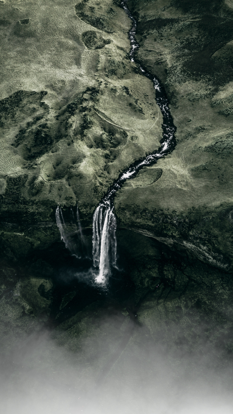 Wasser, Wasserressourcen, Wasserfall, Naturlandschaft, Wasserlauf. Wallpaper in 750x1334 Resolution