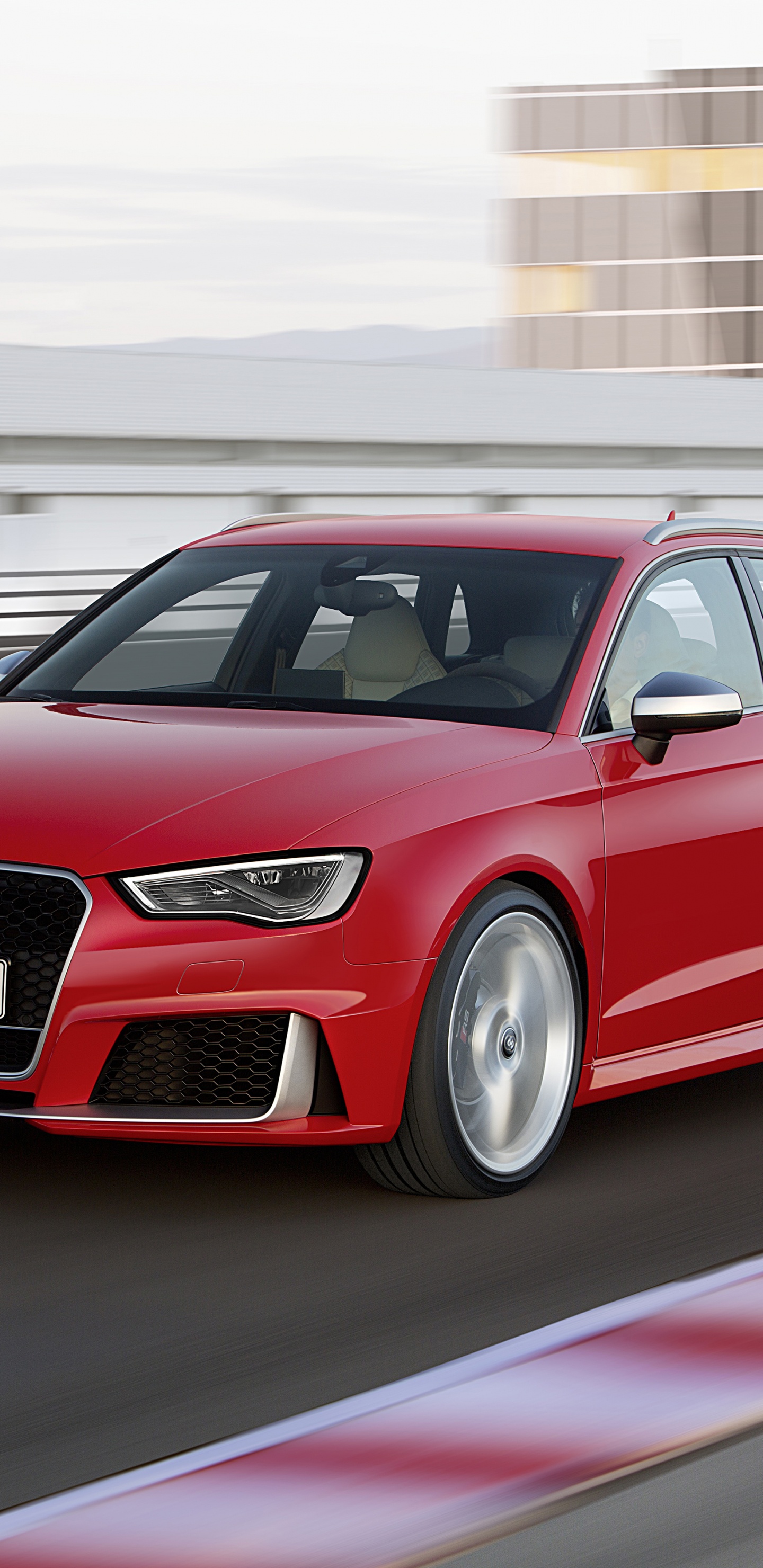 Rojo Audi a 4 en la Carretera. Wallpaper in 1440x2960 Resolution