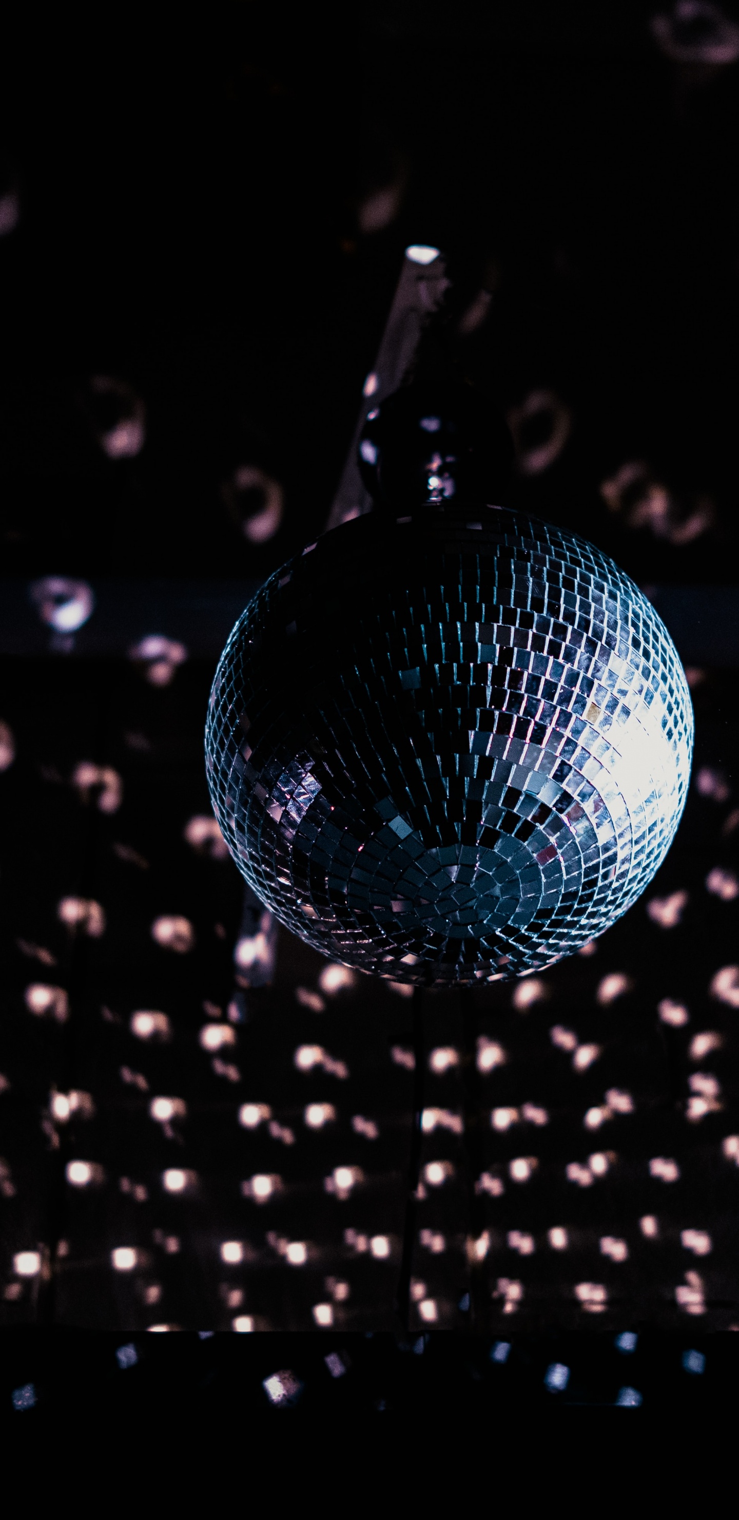 Eau, Boule Disco, Obscurité, Fermer, Bokeh. Wallpaper in 1440x2960 Resolution
