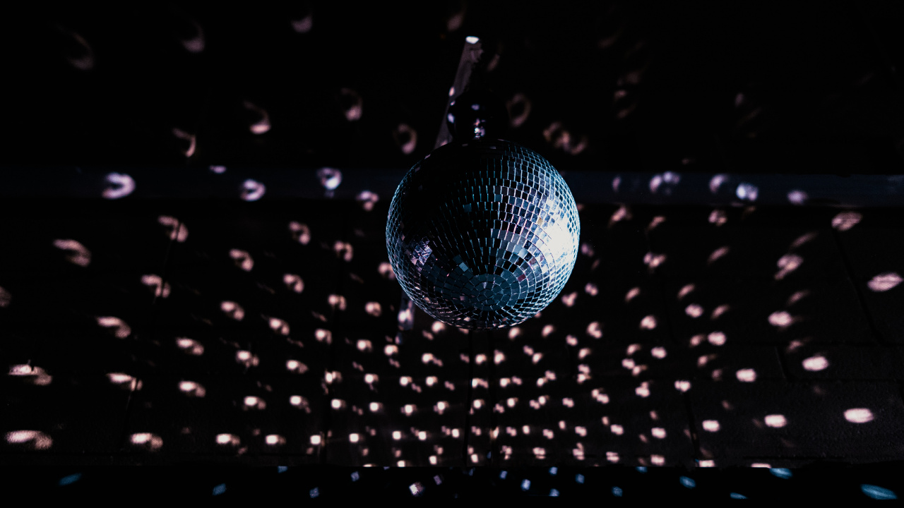 Wasser, Disco Ball, Close Up, Bokeh, Mitternacht. Wallpaper in 1280x720 Resolution
