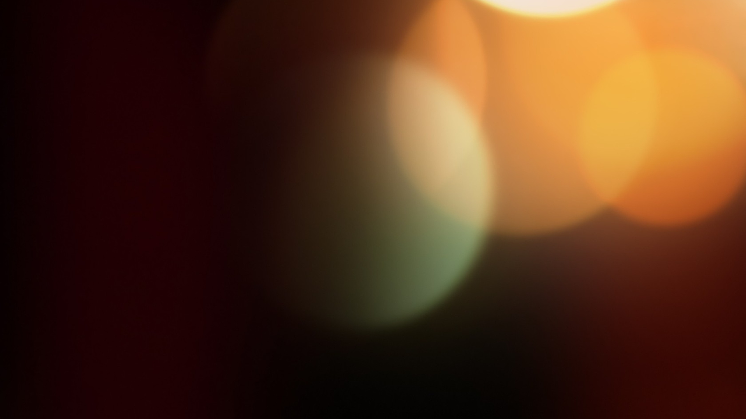 Luces Bokeh Blancas y Amarillas. Wallpaper in 2560x1440 Resolution