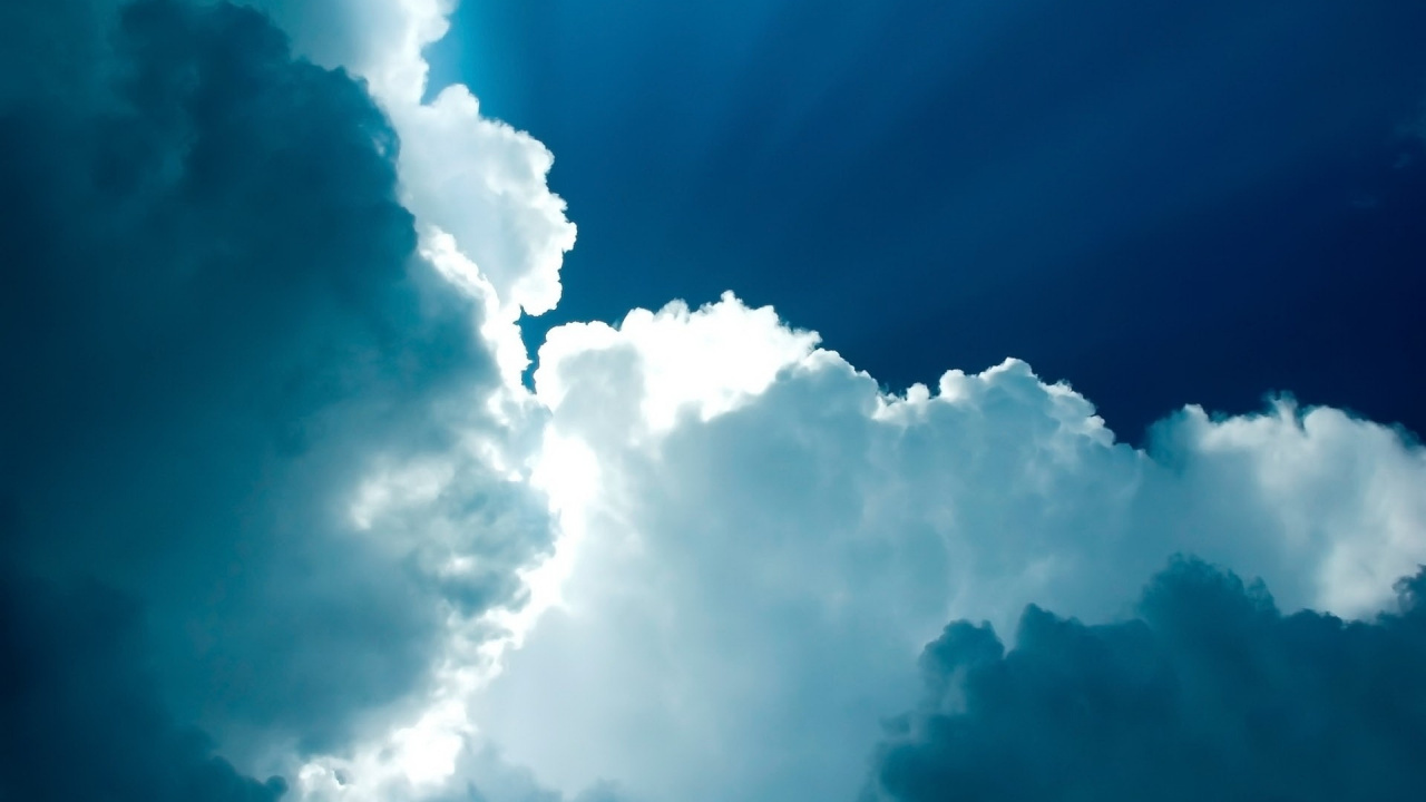 White Clouds and Blue Sky. Wallpaper in 1280x720 Resolution