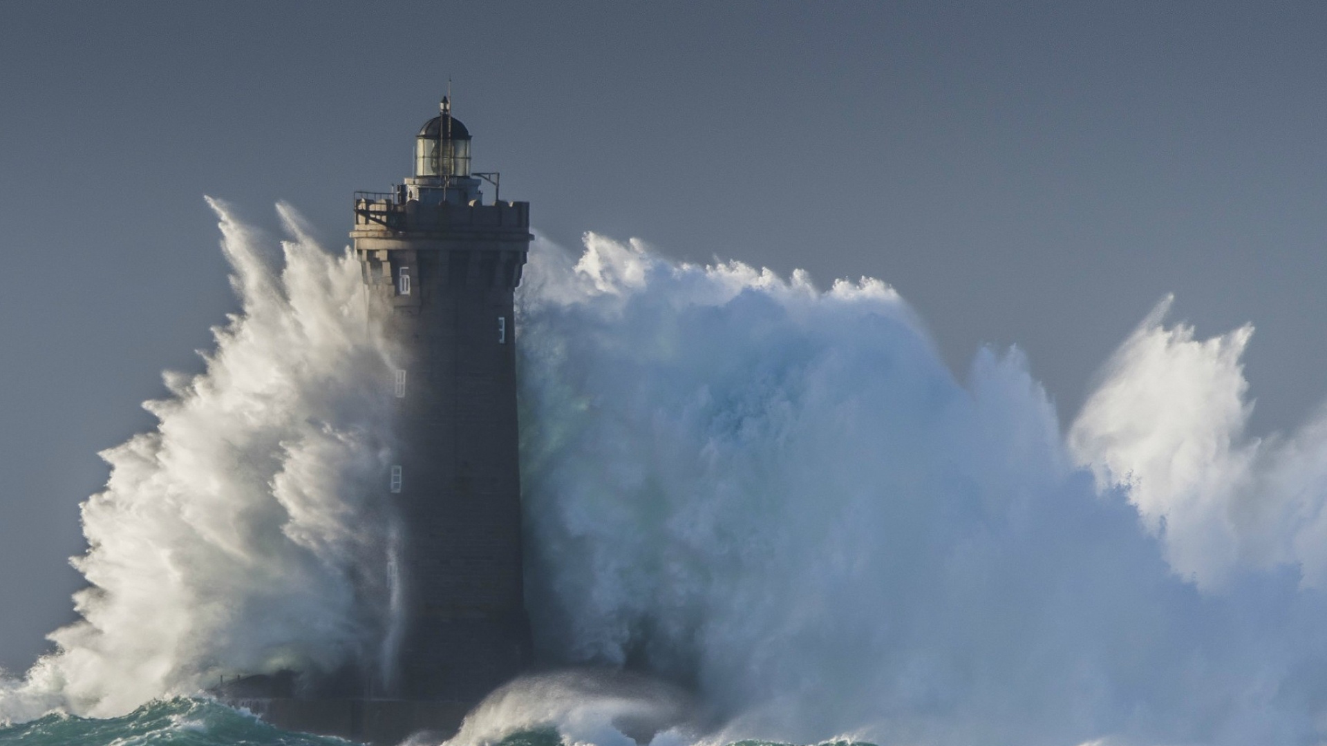 Faro de Tormenta, el Viento de la Onda, Faro, Mar, Viento. Wallpaper in 1920x1080 Resolution