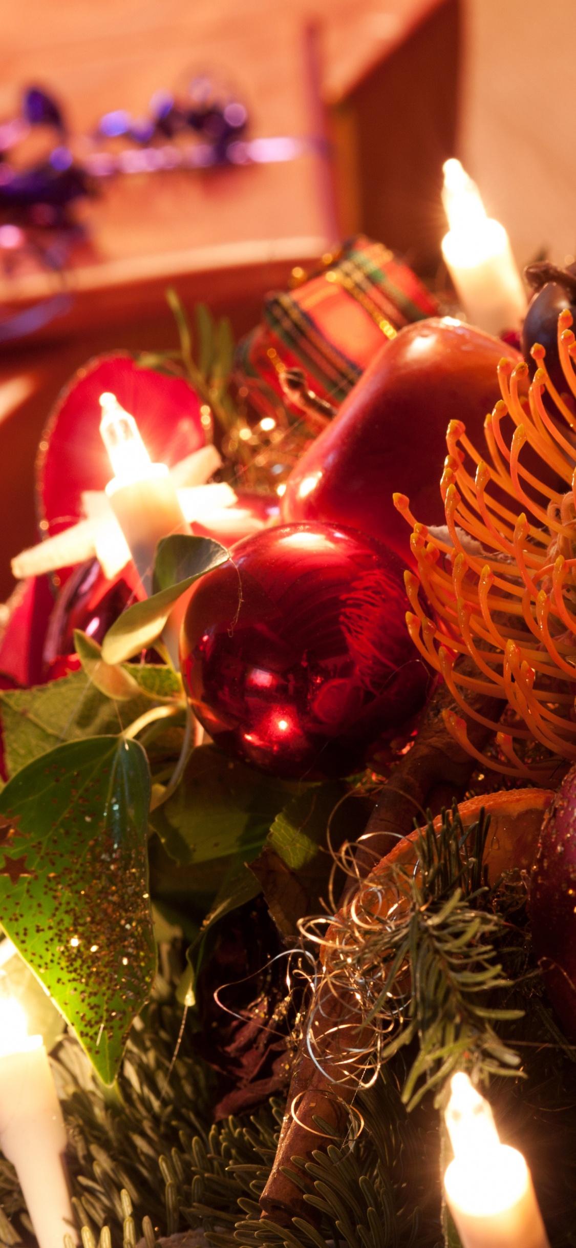 New Year, Christmas Day, Christmas Tree, Holiday, Christmas Ornament. Wallpaper in 1125x2436 Resolution