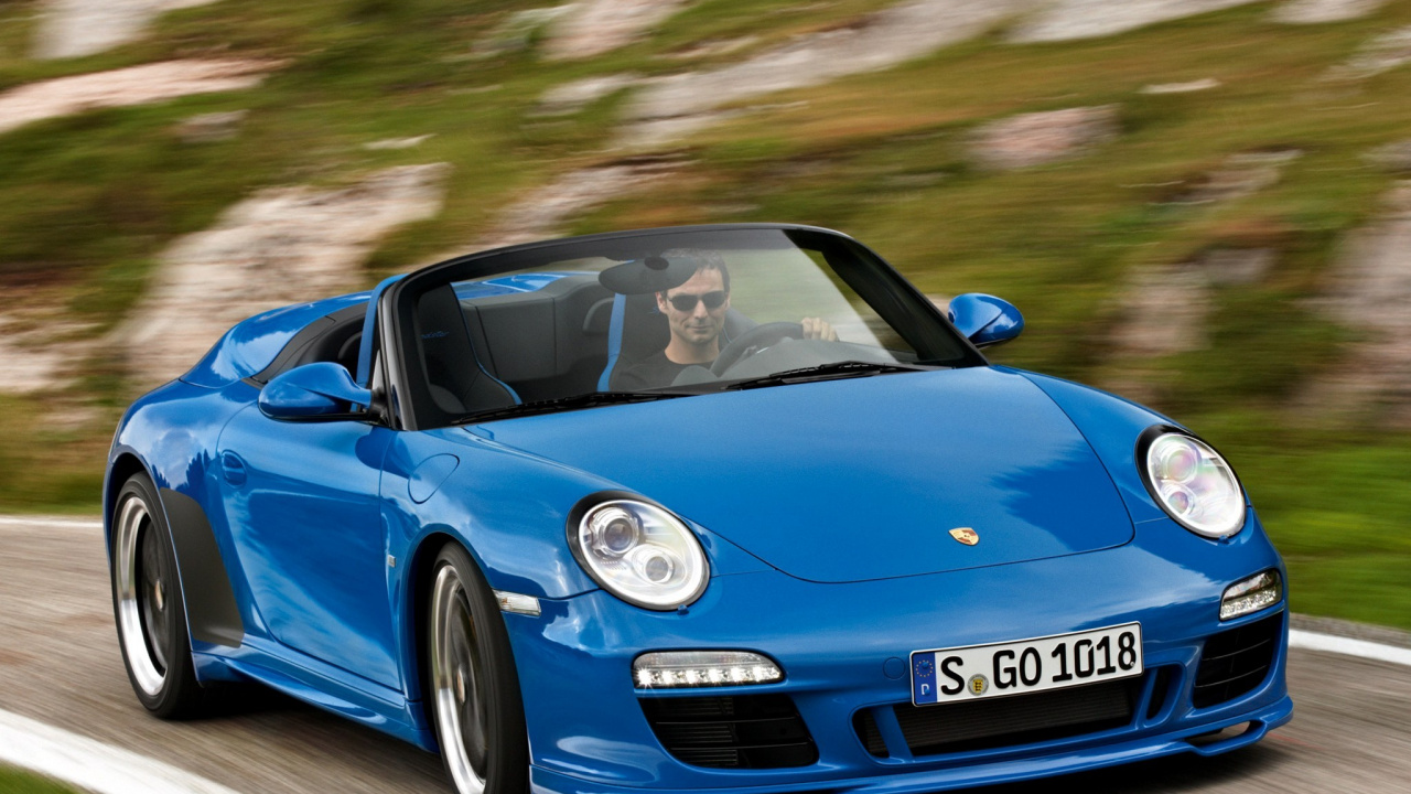 Blue Bmw m 3 on Road During Daytime. Wallpaper in 1280x720 Resolution