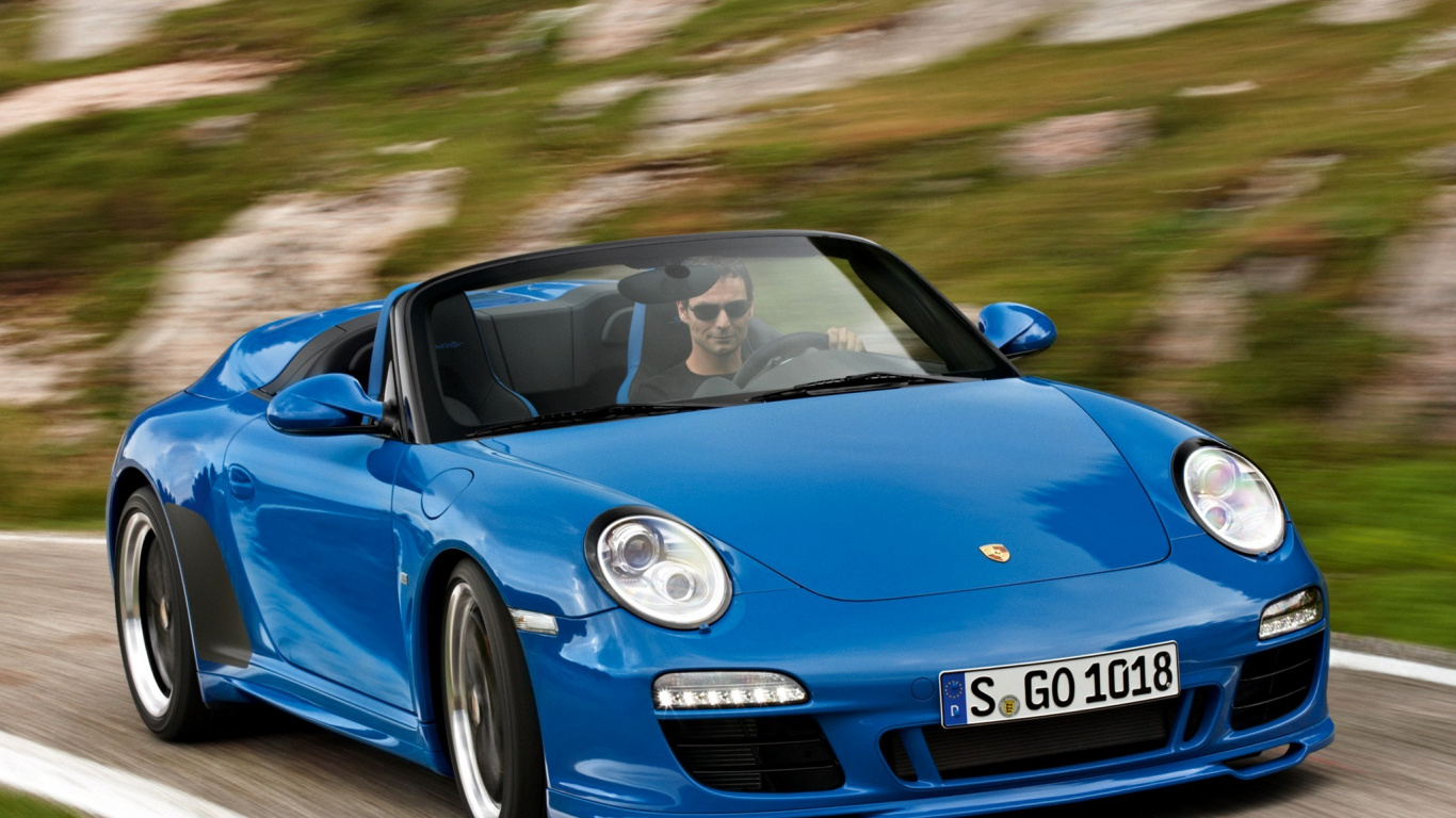 Blue Bmw m 3 on Road During Daytime. Wallpaper in 1366x768 Resolution