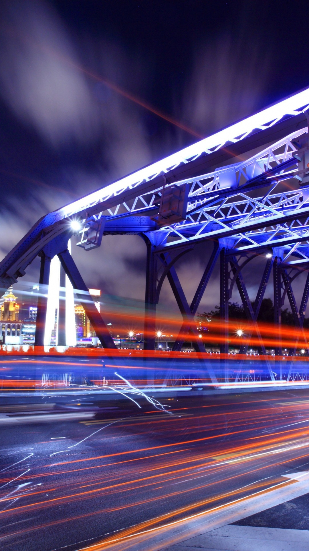 Photographie en Accéléré de Voitures Sur la Route Pendant la Nuit. Wallpaper in 1080x1920 Resolution