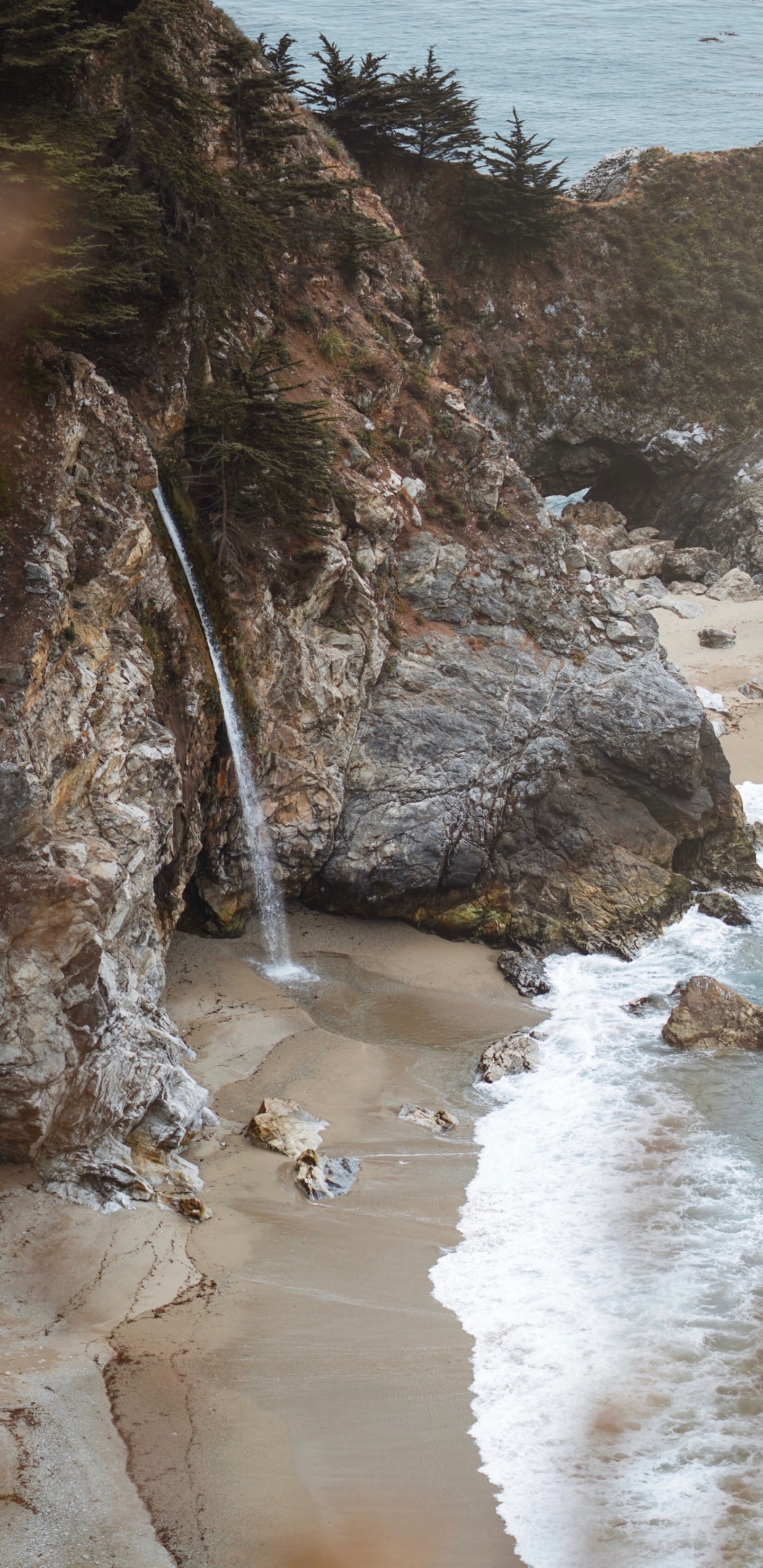 Rock, Formation, Eau, Géologie, Cours D'eau. Wallpaper in 1440x2960 Resolution