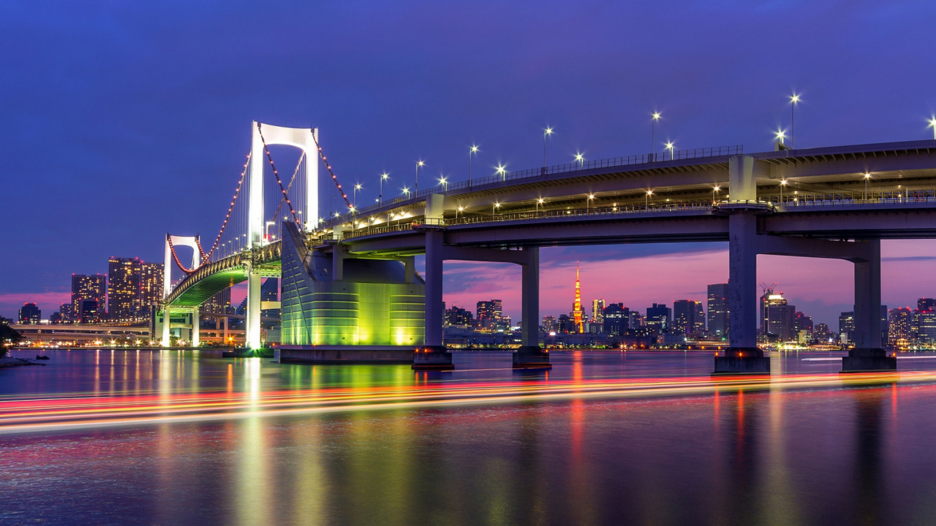 Pont Sur la Rivière Pendant la Nuit. Wallpaper in 1366x768 Resolution
