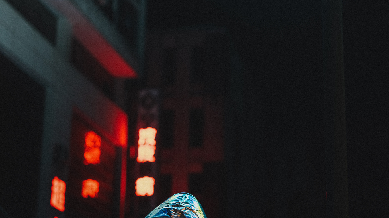 Hoodie-Nacht, Angst, Einsam zu Sein, Deezer, Nacht, Purpur. Wallpaper in 1366x768 Resolution