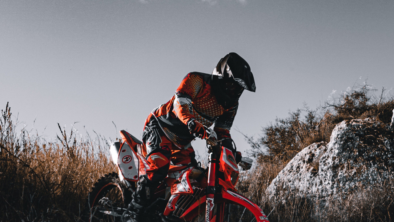 Motorcycle, Enduro, Tire, Cloud, Wheel. Wallpaper in 1280x720 Resolution