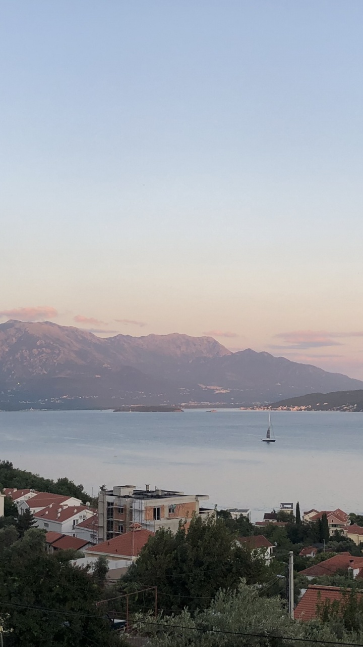 Las Formaciones Montañosas, Highland, Colina, Montaña, Loch. Wallpaper in 720x1280 Resolution