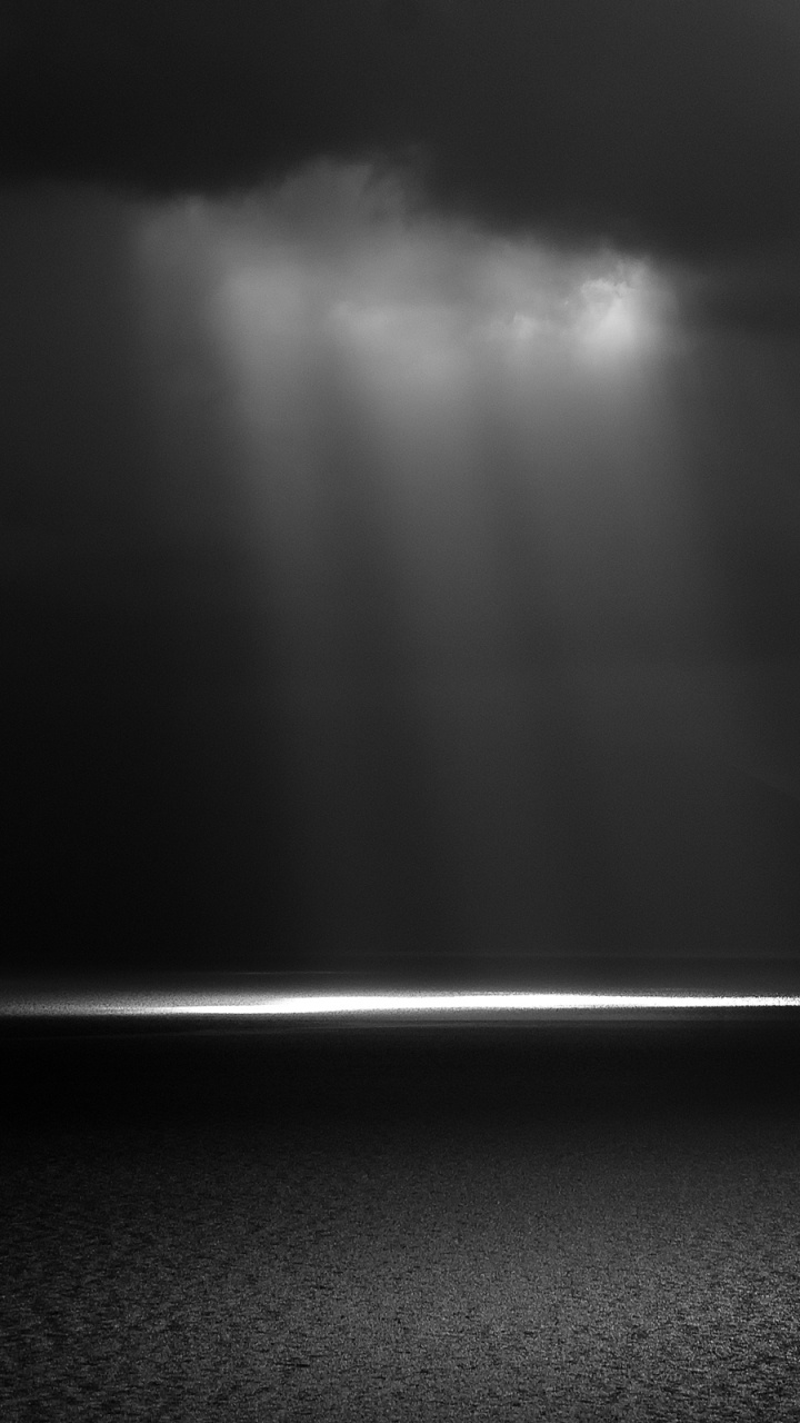 Grayscale Photo of Water Droplets. Wallpaper in 720x1280 Resolution