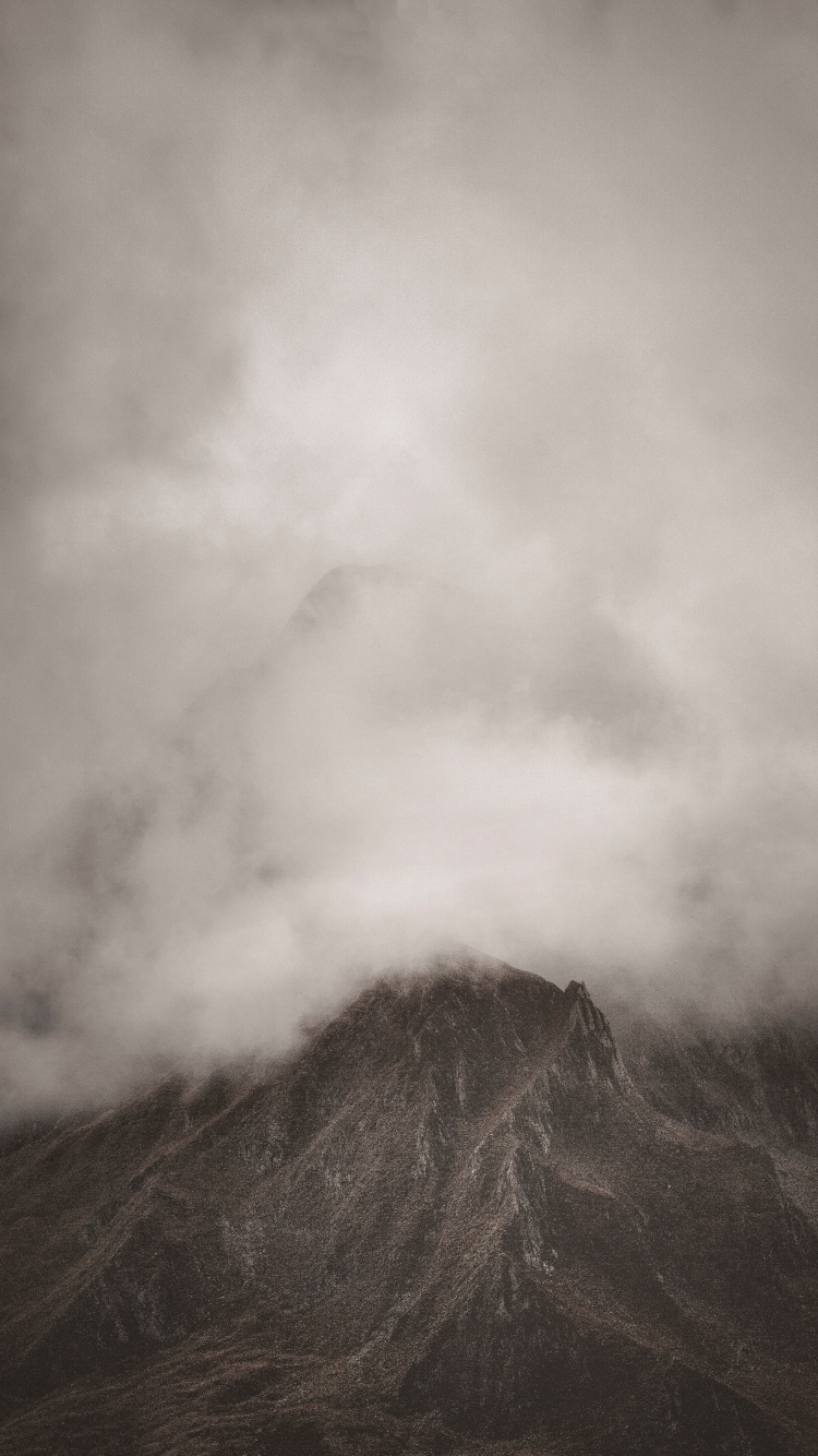 Ambiente, Colina, Highland, en Blanco y Negro, Negro. Wallpaper in 750x1334 Resolution