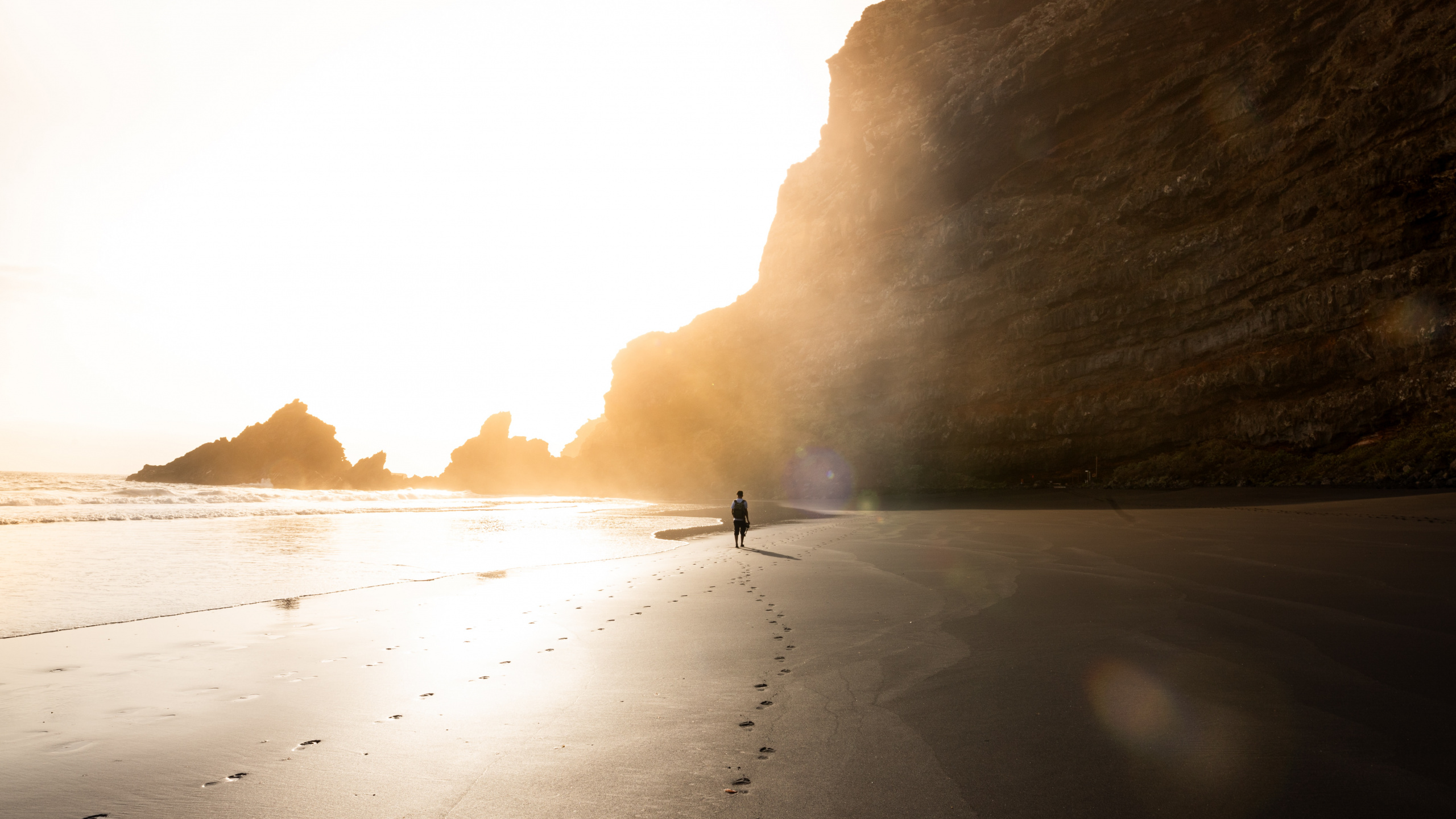 Mar, Playa, Costa, Arena, Acantilado. Wallpaper in 2560x1440 Resolution