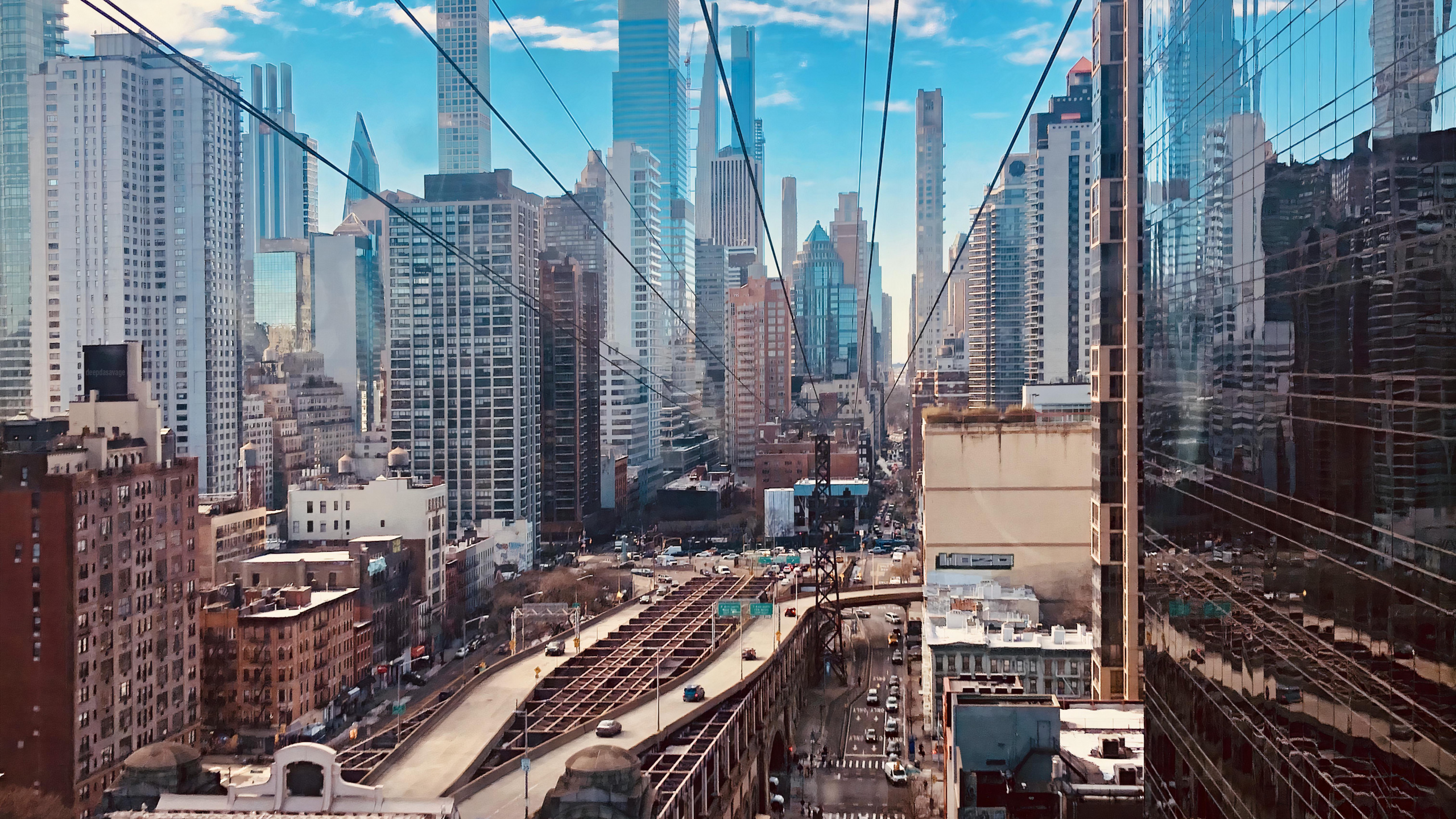 Vier Freiheiten, Gebäude, Wolkenkratzer, Car, Tower. Wallpaper in 2560x1440 Resolution