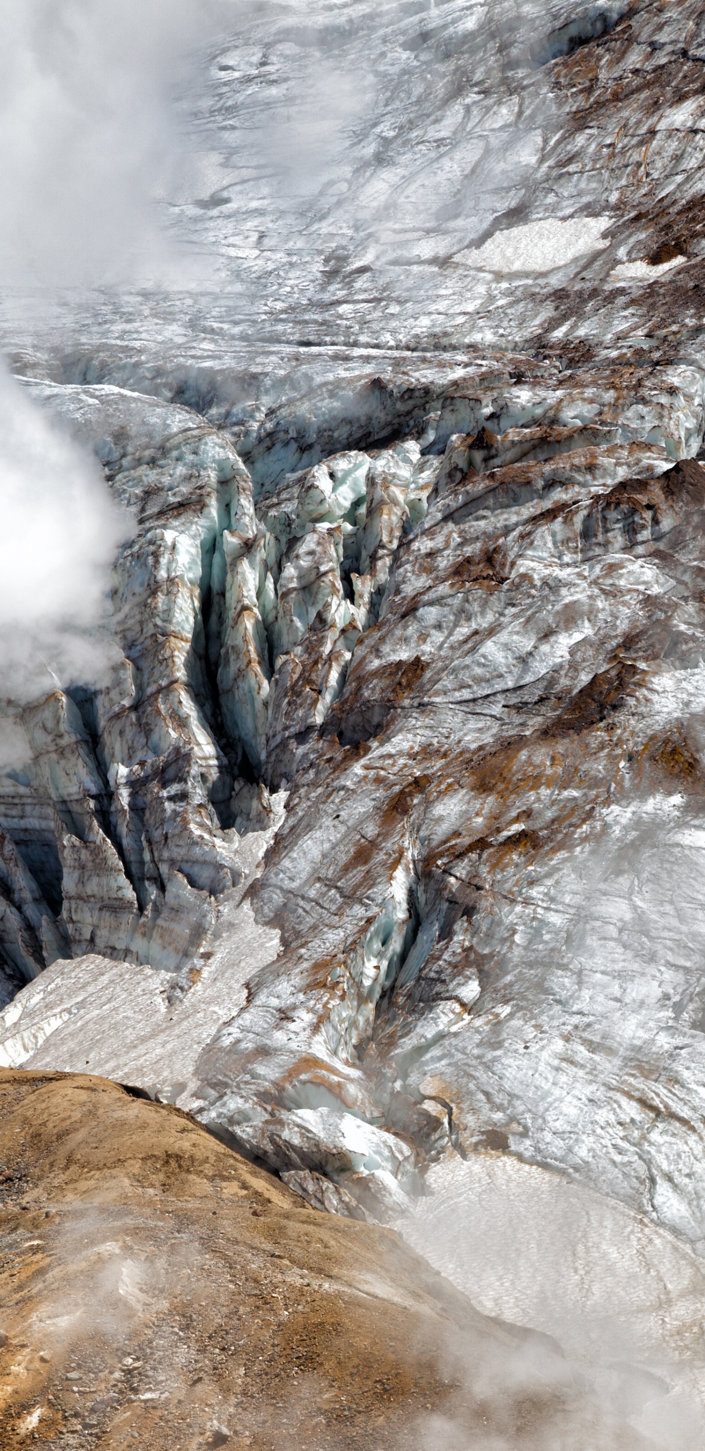 Montagne Rocheuse Brune et Grise. Wallpaper in 1440x2960 Resolution