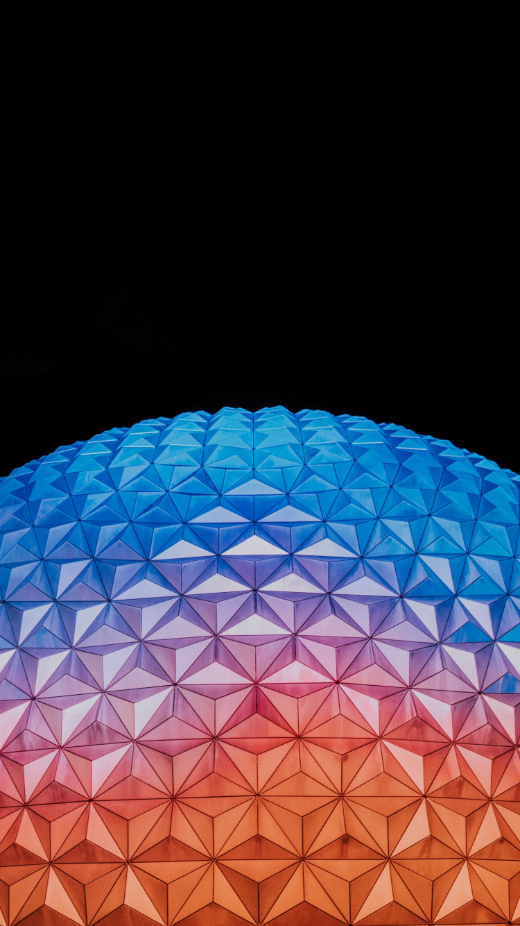 OLED, Disney World Epcot, Raumschiff Erde, Disneys Hollywood Studios, The Walt Disney Company. Wallpaper in 750x1334 Resolution