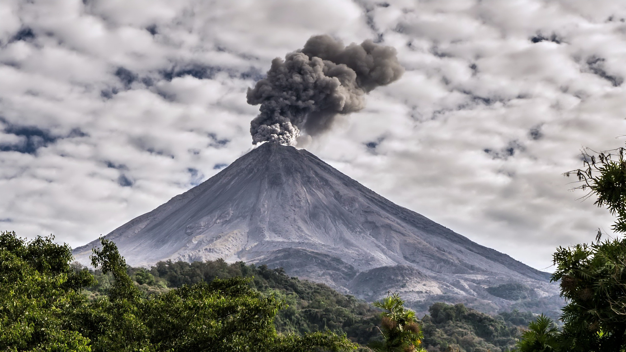 Volcn de Colima, 成层, 安装的风景, 高地, 屏蔽火山 壁纸 2560x1440 允许