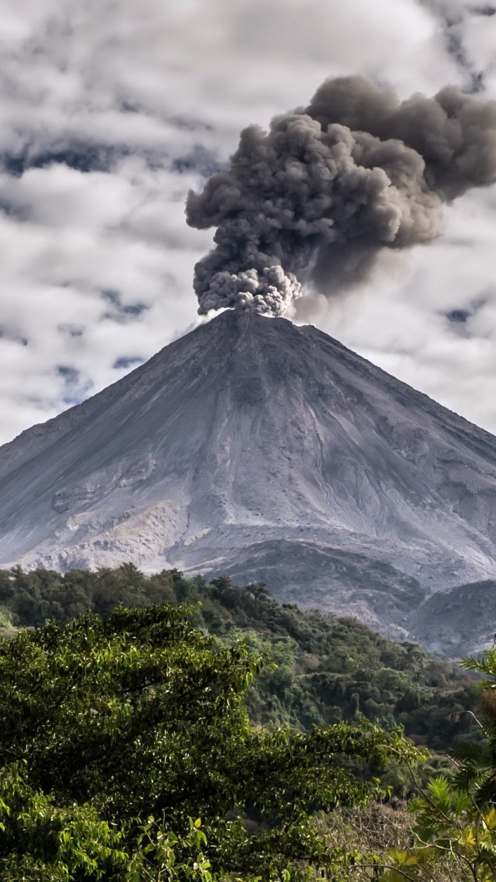 Gray and White Clouds Over Green Trees and Mountain. Wallpaper in 720x1280 Resolution