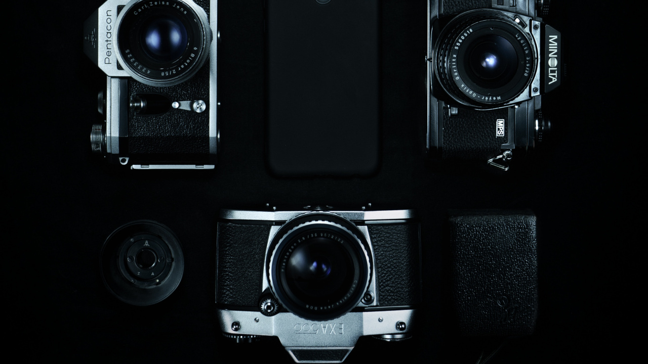 Black and Silver Camera Lot. Wallpaper in 1280x720 Resolution