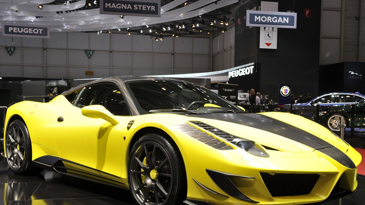 Lamborghini Aventador Jaune Garée à L'intérieur du Bâtiment. Wallpaper in 1280x720 Resolution
