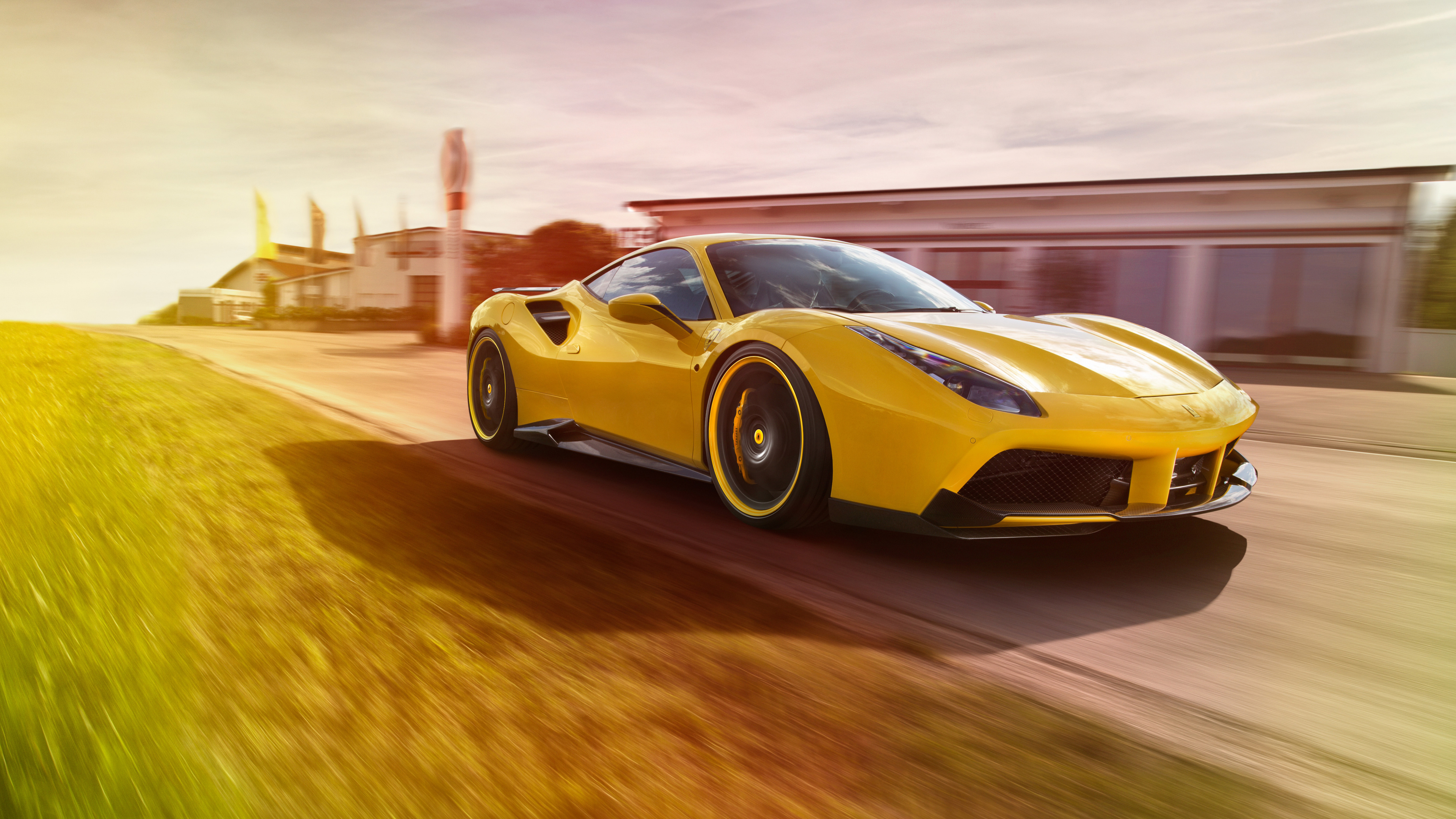 Porsche 911 Jaune Sur Route. Wallpaper in 3840x2160 Resolution