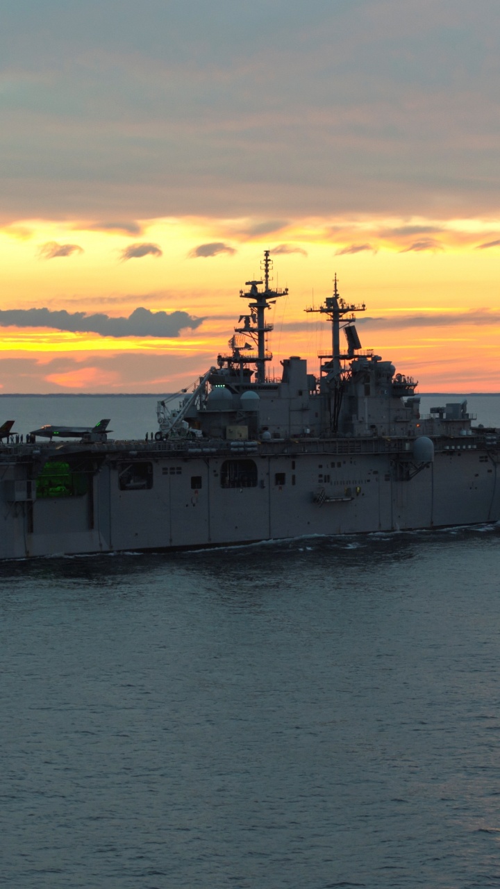 White and Black Ship on Sea During Sunset. Wallpaper in 720x1280 Resolution