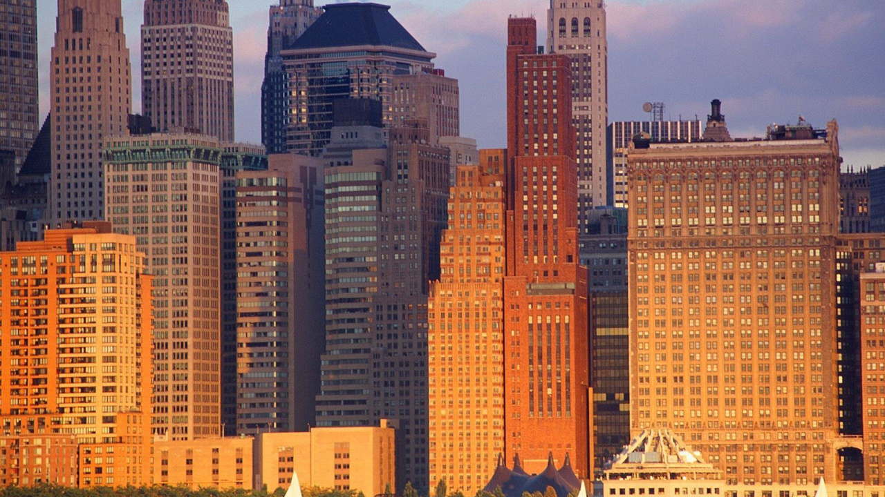 Brown and White High Rise Buildings During Daytime. Wallpaper in 1280x720 Resolution