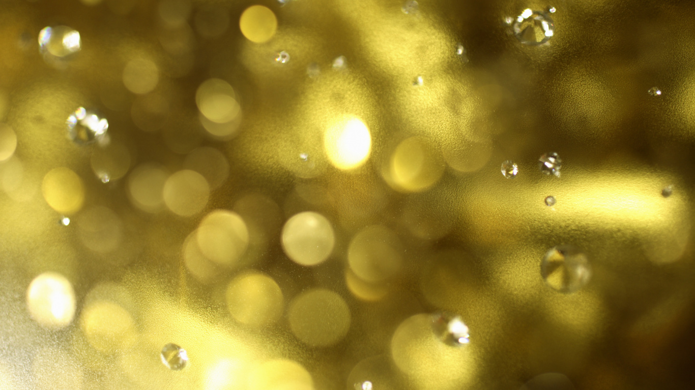 Gouttes D'eau Sur la Surface du Verre. Wallpaper in 1366x768 Resolution