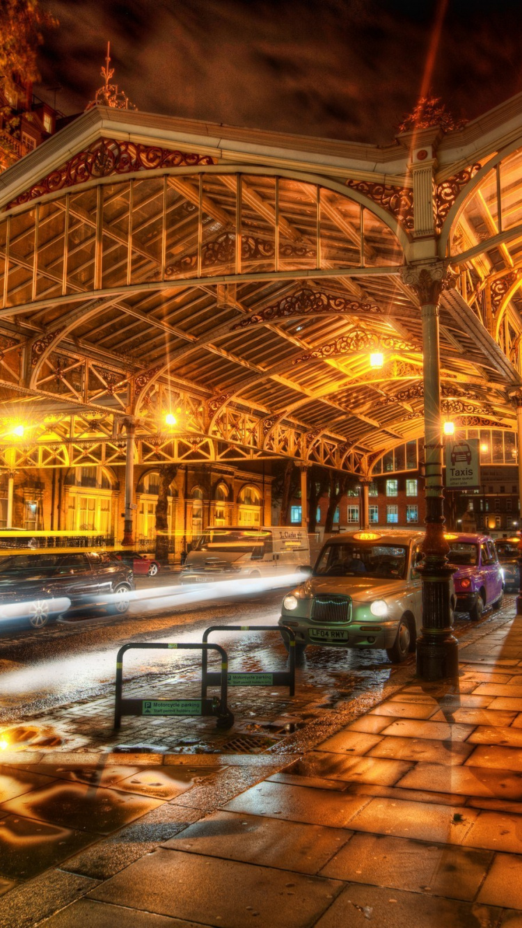 Bâtiment en Béton Marron et Blanc Pendant la Nuit. Wallpaper in 750x1334 Resolution