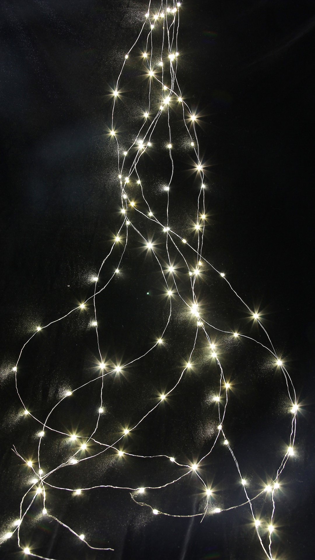 Girlande, Licht, Feuerwerk, Silvester, Nacht. Wallpaper in 1080x1920 Resolution