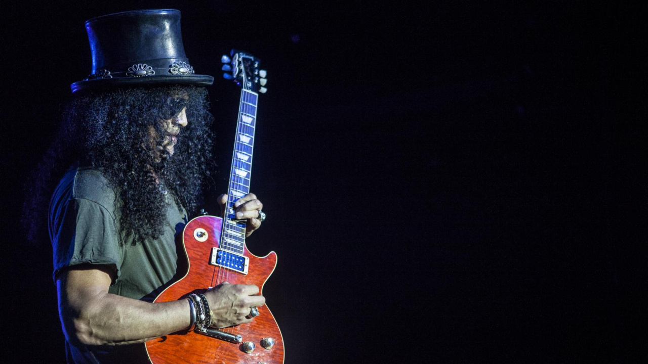 Slide-Gitarre, Gitarre, Bass, Guns N Roses, Konzert. Wallpaper in 1280x720 Resolution