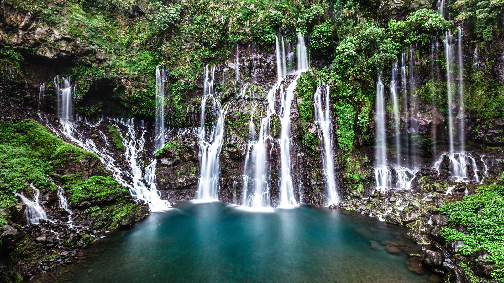 Water Falls in The Middle of Green Trees. Wallpaper in 1920x1080 Resolution