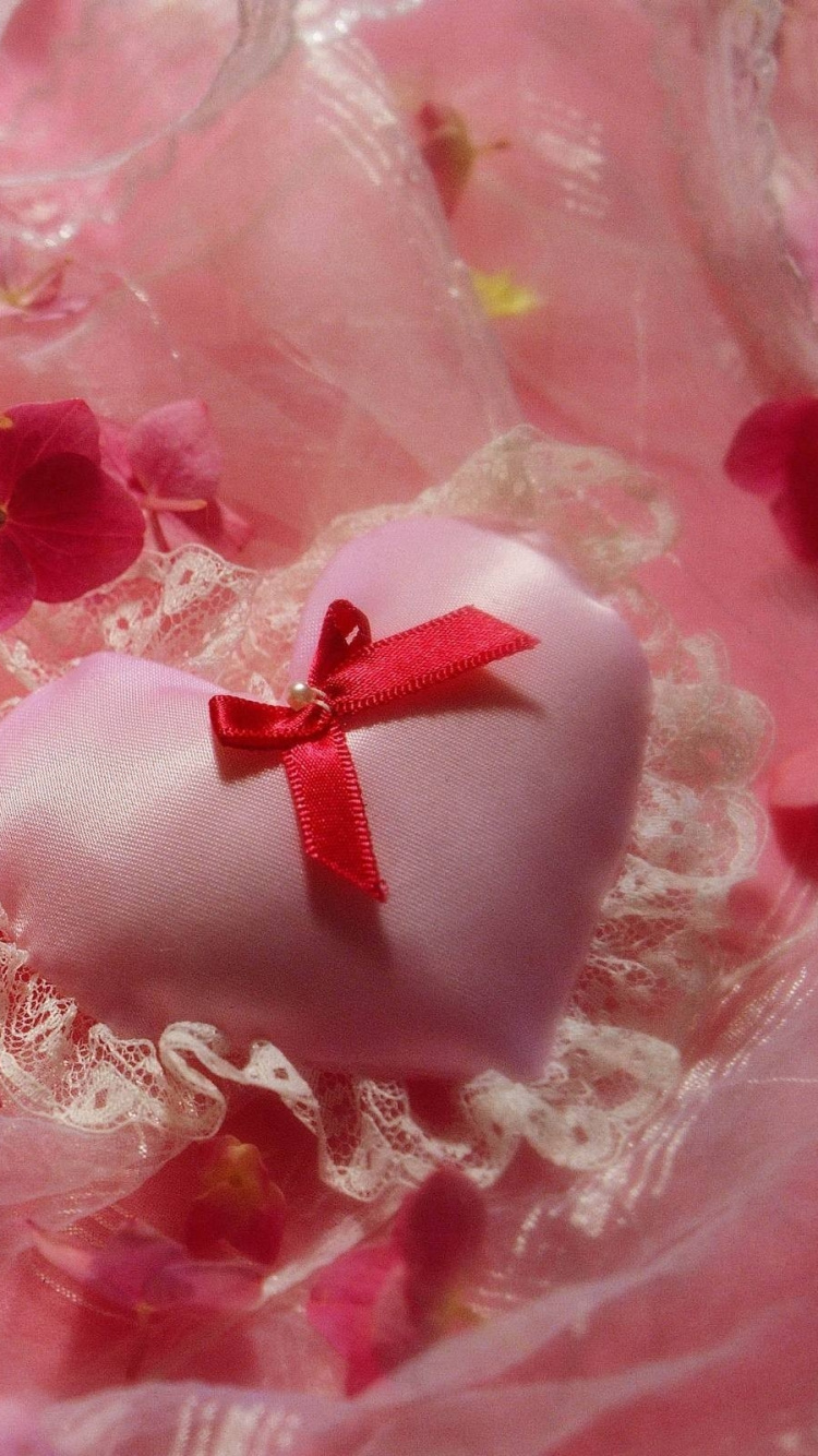Pink, Blütenblatt, Herzen, Liebe, Valentines Tag. Wallpaper in 750x1334 Resolution